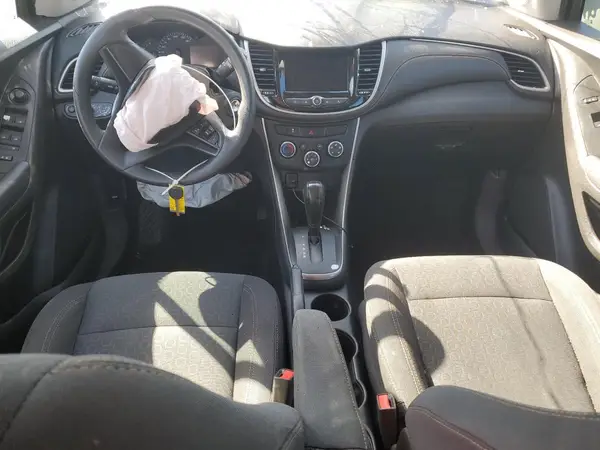 3GNCJKSB9LL244992 2020 CHEVROLET TRAX - Image 8