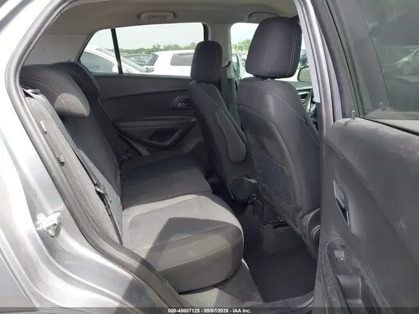 3GNCJKSB9LL263199 2020 CHEVROLET TRAX - Image 8
