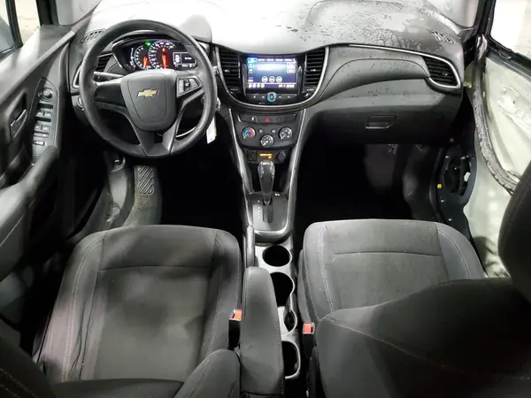 3GNCJKSB9LL299541 2020 CHEVROLET TRAX - Image 8