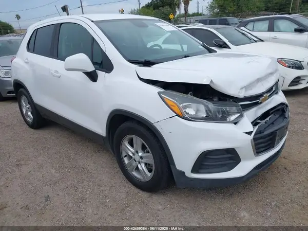 3GNCJKSB9LL308271 2020 CHEVROLET TRAX - Image 1