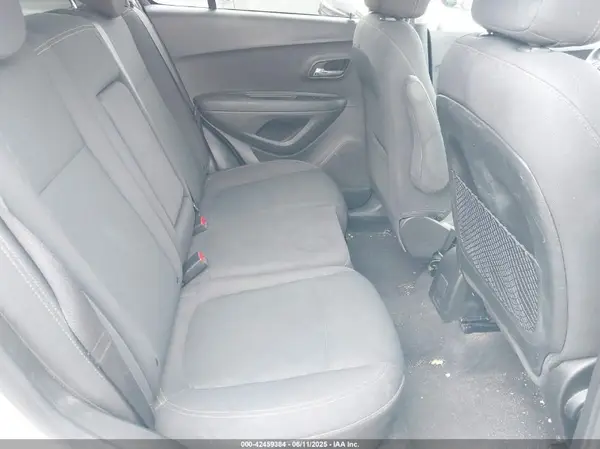 3GNCJKSB9LL308271 2020 CHEVROLET TRAX - Image 8