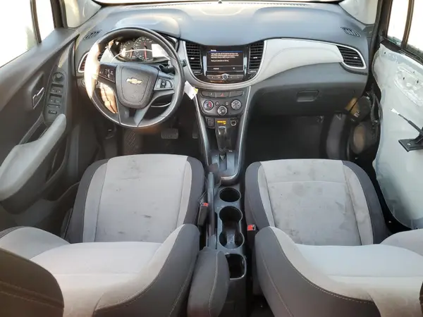 3GNCJKSB9LL316984 2020 CHEVROLET TRAX - Image 8