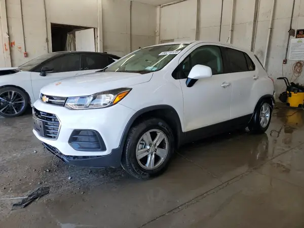 3GNCJKSB9LL329623 2020 CHEVROLET TRAX - Image 1