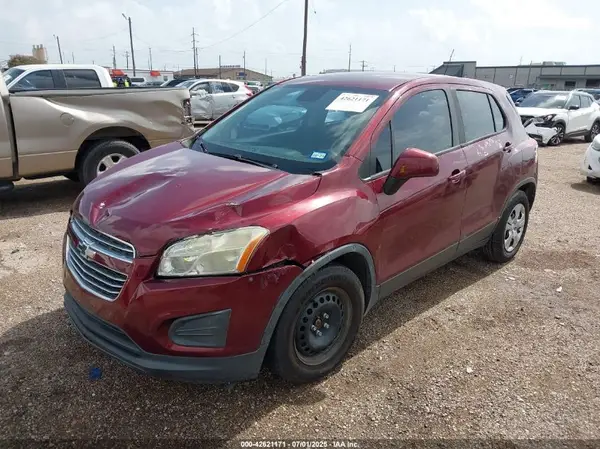 3GNCJKSBXGL115472 2016 CHEVROLET TRAX - Image 2