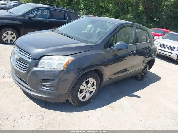 3GNCJKSBXGL154546 2016 CHEVROLET TRAX - Image 2