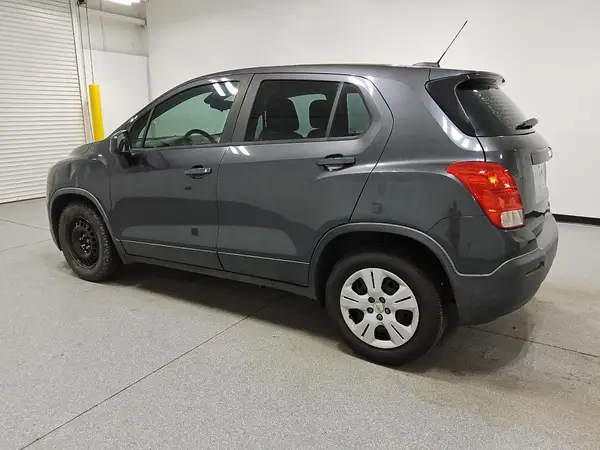 3GNCJKSBXGL264190 2016 CHEVROLET TRAX - Image 2