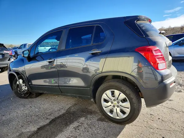 3GNCJKSBXGL266442 2016 CHEVROLET TRAX - Image 2