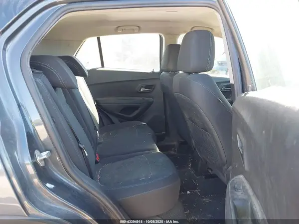 3GNCJKSBXGL268031 2016 CHEVROLET TRAX - Image 8