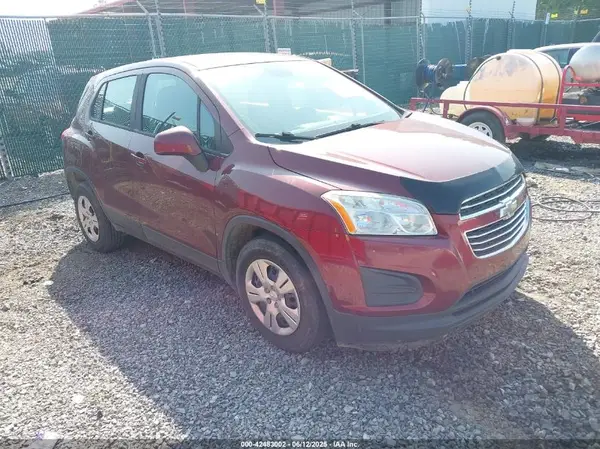 3GNCJKSBXGL275271 2016 CHEVROLET TRAX - Image 1