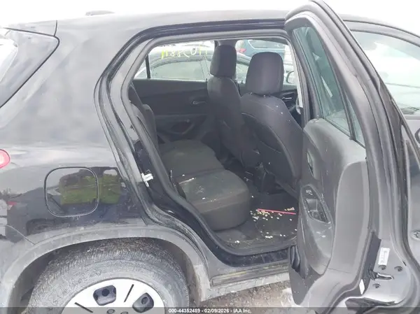 3GNCJKSBXHL131432 2017 CHEVROLET TRAX - Image 8