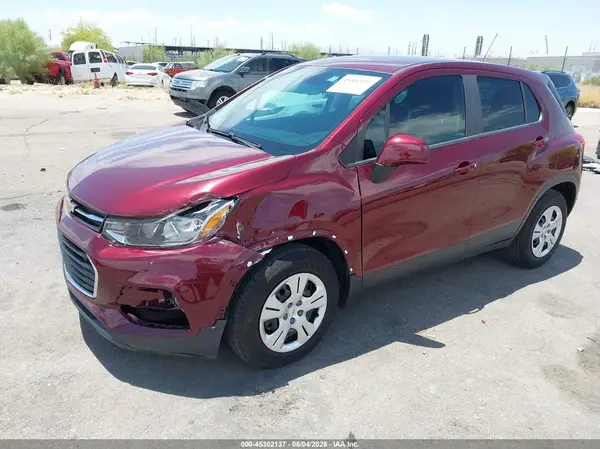 3GNCJKSBXHL163801 2017 CHEVROLET TRAX - Image 2