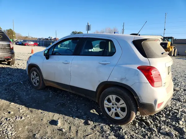 3GNCJKSBXHL179402 2017 CHEVROLET TRAX - Image 2