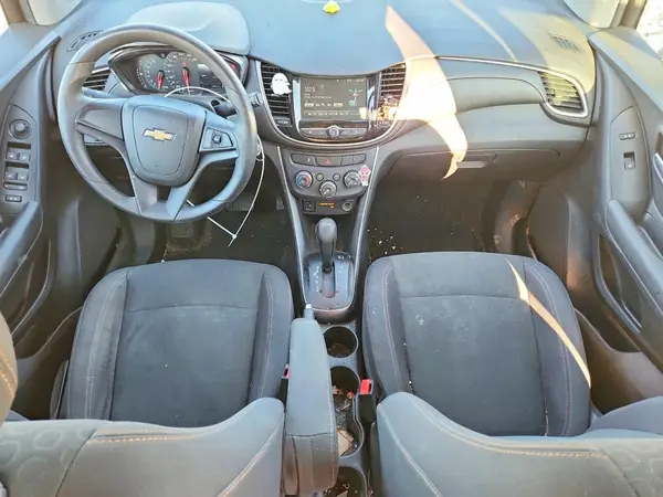 3GNCJKSBXHL179402 2017 CHEVROLET TRAX - Image 8