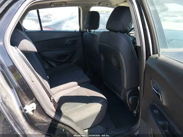 3GNCJKSBXHL216173 2017 CHEVROLET TRAX - Image 8