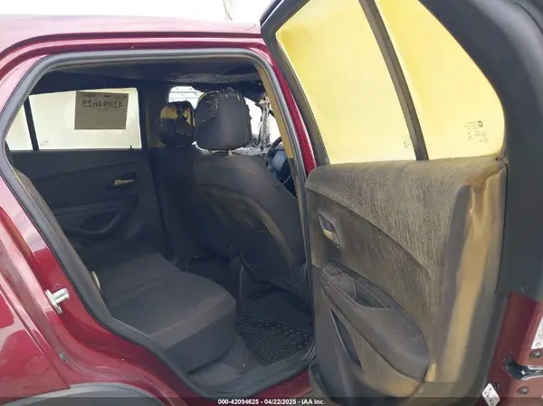 3GNCJKSBXHL227268 2017 CHEVROLET TRAX - Image 8