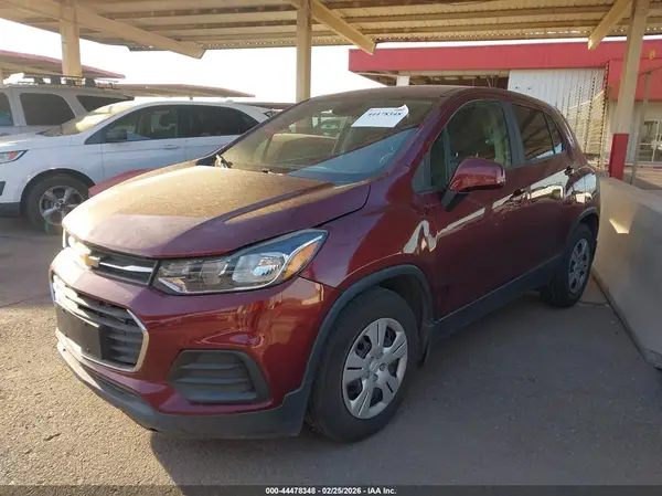 3GNCJKSBXHL236455 2017 CHEVROLET TRAX - Image 2