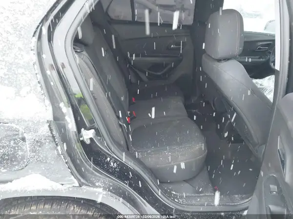 3GNCJKSBXHL260903 2017 CHEVROLET TRAX - Image 8