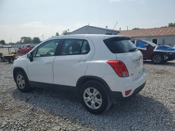 3GNCJKSBXHL266121 2017 CHEVROLET TRAX - Image 2