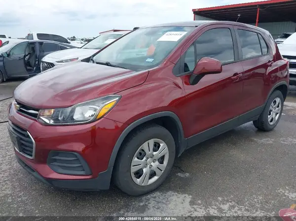 3GNCJKSBXHL272873 2017 CHEVROLET TRAX - Image 2