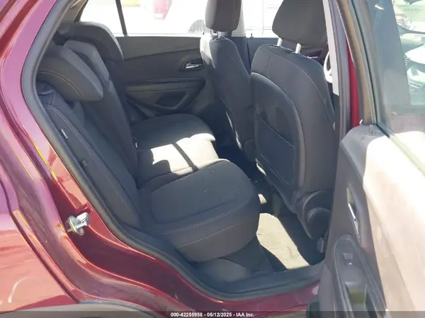 3GNCJKSBXHL276356 2017 CHEVROLET TRAX - Image 8