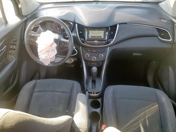 3GNCJKSBXHL280102 2017 CHEVROLET TRAX - Image 8