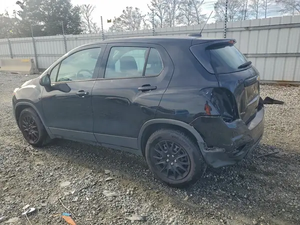3GNCJKSBXHL284098 2017 CHEVROLET TRAX - Image 2