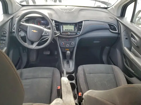 3GNCJKSBXHL284098 2017 CHEVROLET TRAX - Image 8