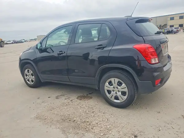3GNCJKSBXHL284781 2017 CHEVROLET TRAX - Image 2