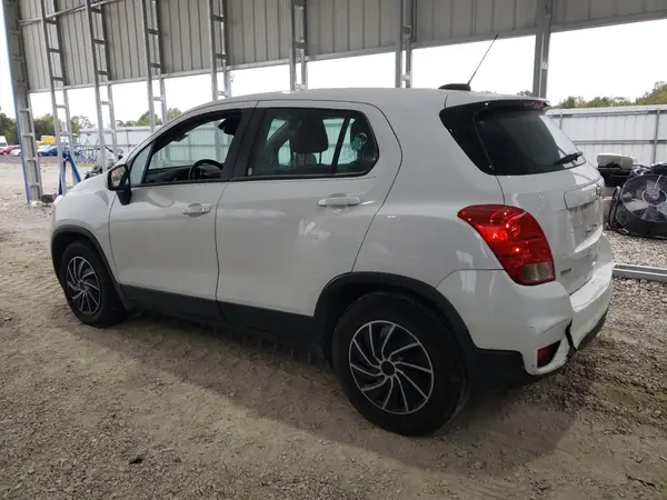 3GNCJKSBXHL290161 2017 CHEVROLET TRAX - Image 2