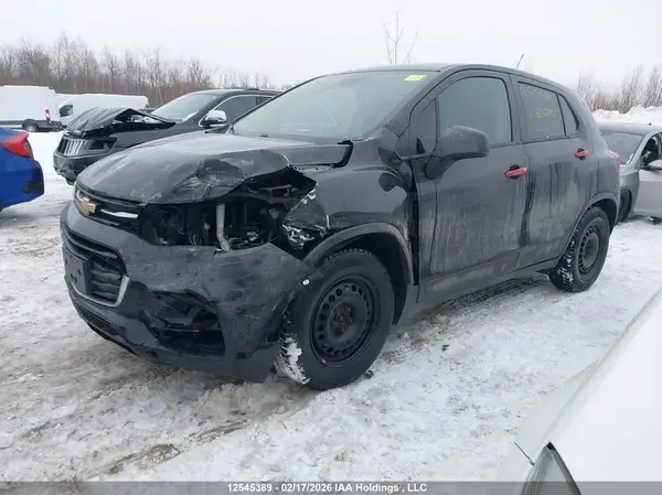 3GNCJKSBXJL163710 2018 CHEVROLET TRAX - Image 2