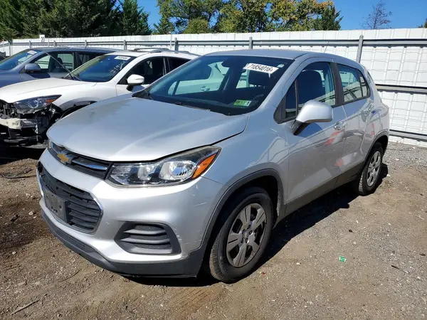 3GNCJKSBXJL174044 2018 CHEVROLET TRAX - Image 1