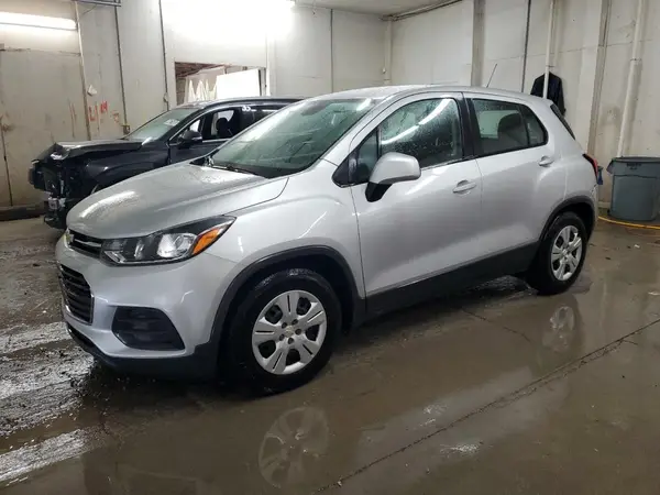 3GNCJKSBXJL346718 2018 CHEVROLET TRAX - Image 1