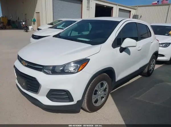 3GNCJKSBXJL356861 2018 CHEVROLET TRAX - Image 2