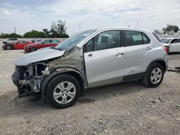 3GNCJKSBXJL369688 2018 CHEVROLET TRAX - Image 1