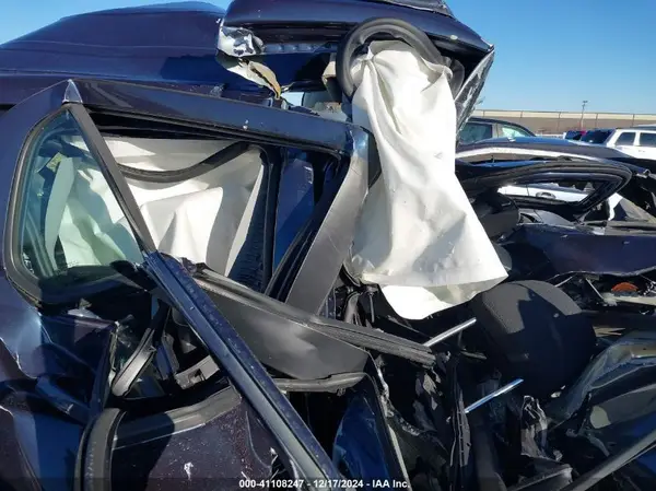 3GNCJKSBXJL377614 2018 CHEVROLET TRAX - Image 8