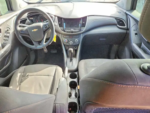 3GNCJKSBXKL109454 2019 CHEVROLET TRAX - Image 8