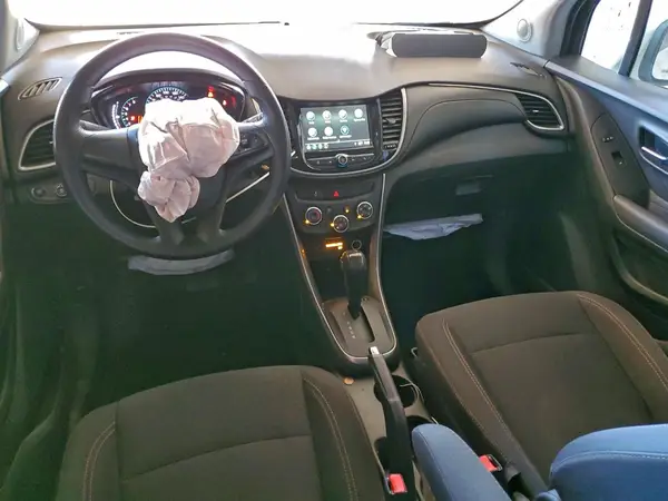 3GNCJKSBXKL131471 2019 CHEVROLET TRAX - Image 8
