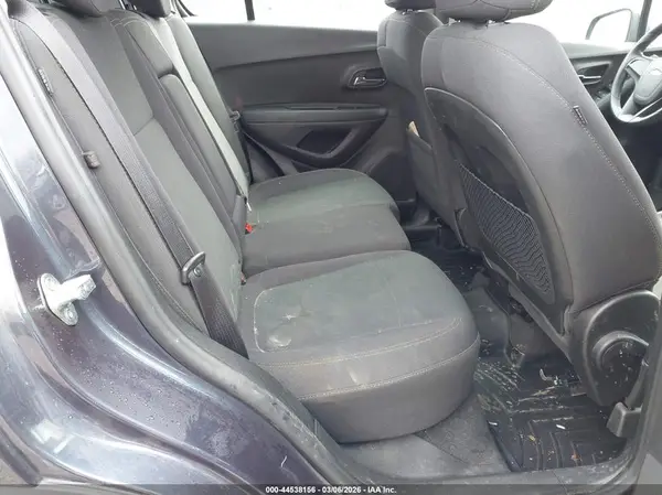3GNCJKSBXKL134564 2019 CHEVROLET TRAX - Image 8