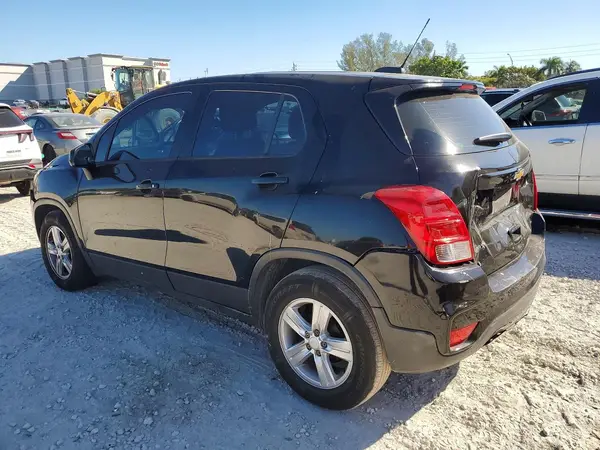 3GNCJKSBXKL170660 2019 CHEVROLET TRAX - Image 2