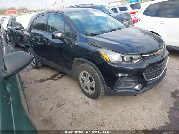 3GNCJKSBXKL182680 2019 CHEVROLET TRAX - Image 1