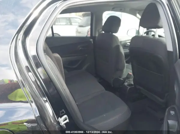 3GNCJKSBXKL182680 2019 CHEVROLET TRAX - Image 8