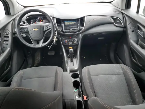 3GNCJKSBXKL192433 2019 CHEVROLET TRAX - Image 8