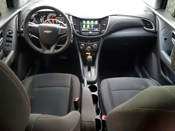 3GNCJKSBXKL219131 2019 CHEVROLET TRAX - Image 8