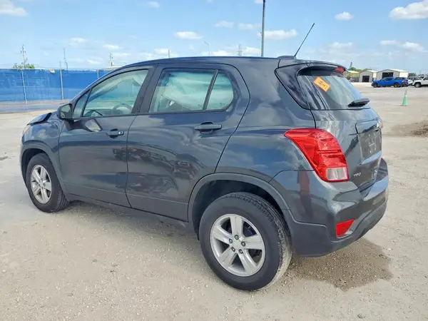 3GNCJKSBXKL221915 2019 CHEVROLET TRAX - Image 2