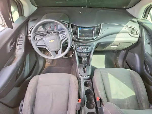 3GNCJKSBXKL236964 2019 CHEVROLET TRAX - Image 8