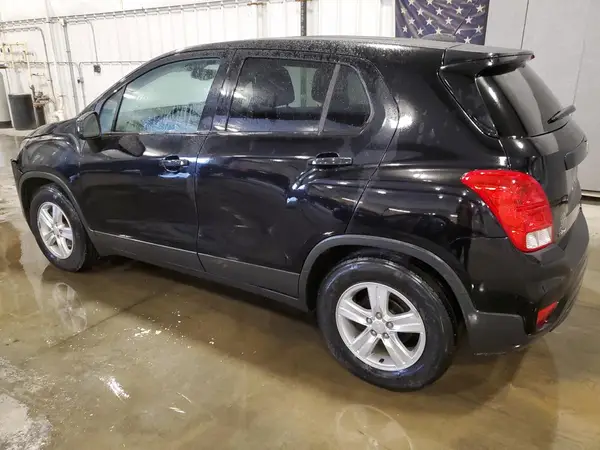 3GNCJKSBXKL277420 2019 CHEVROLET TRAX - Image 2