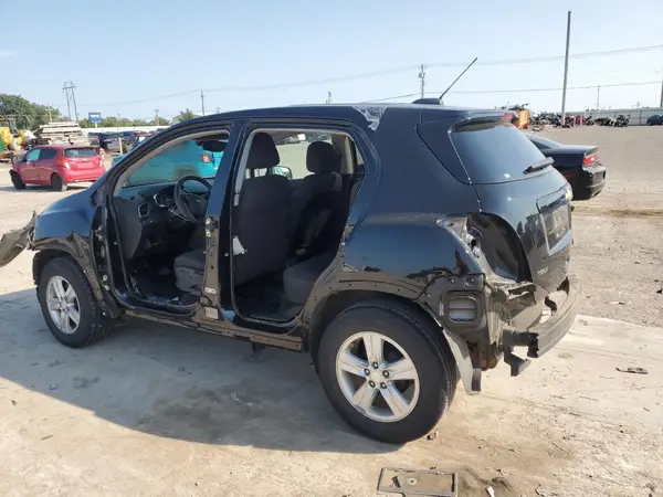 3GNCJKSBXKL278101 2019 CHEVROLET TRAX - Image 2