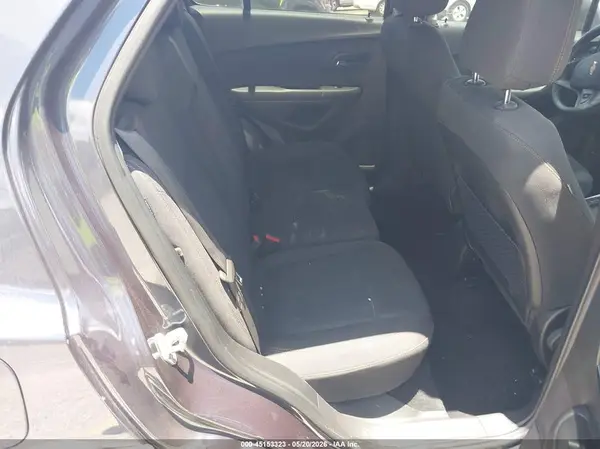 3GNCJKSBXKL308326 2019 CHEVROLET TRAX - Image 8