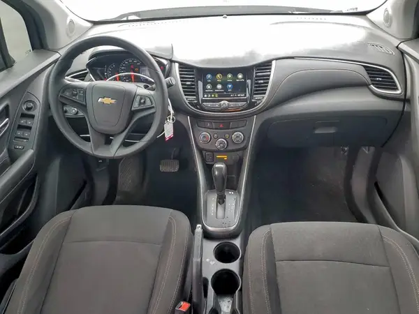 3GNCJKSBXKL311193 2019 CHEVROLET TRAX - Image 8