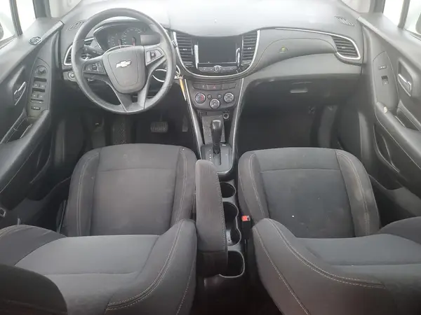 3GNCJKSBXKL312957 2019 CHEVROLET TRAX - Image 8